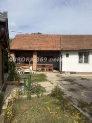 kuće   Vrdnik  -    
