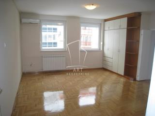 stanovi   Beograd  Novi Merkatora (blok 29 30 33)    Španskih boraca