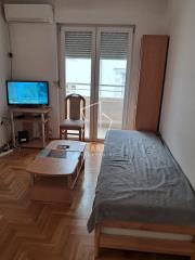 stanovi   Beograd  Hram    Dubljanska