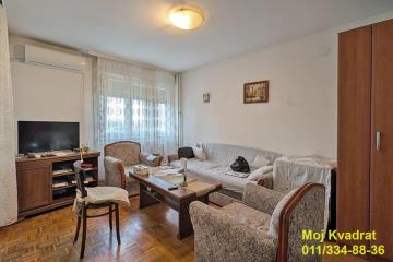 stanovi   Beograd  Banjica I II    Crnotravska