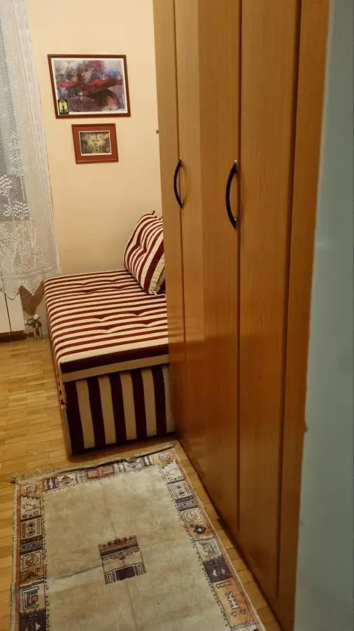  uknjizeni  novogradnja Dvoiposoban stanovi Voždovac Autokomanda 175000 evra 