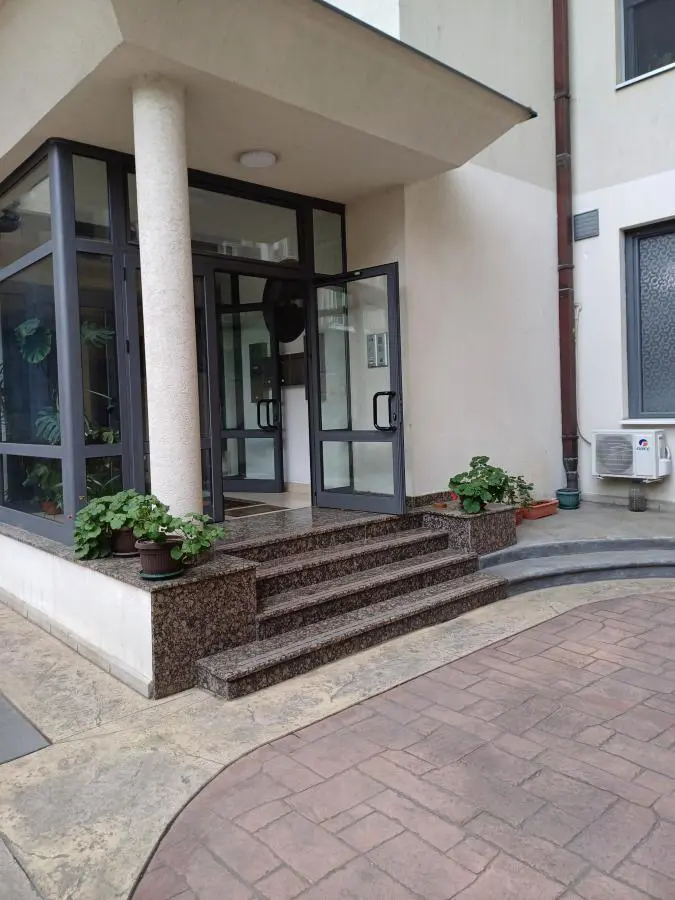  novogradnja Četvoroiposoban stanovi Savski venac Savski venac lokacija 2200 evra 