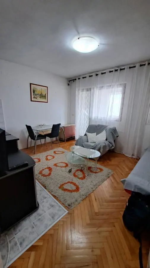 Beograd Čukarica Garsonjera stanovi 270 evra 