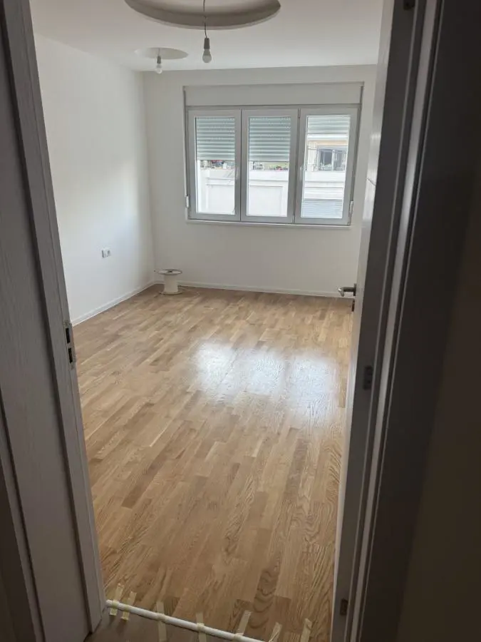stanovi Beograd Kumodraž I Žitna  uknjizeni Troiposoban 