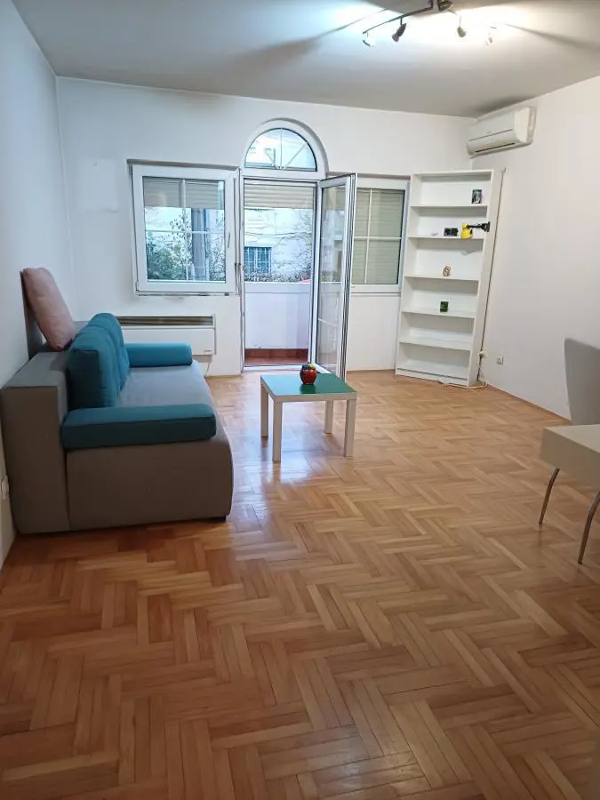 Beograd Zvezdara Jednosoban stanovi 500 evra 