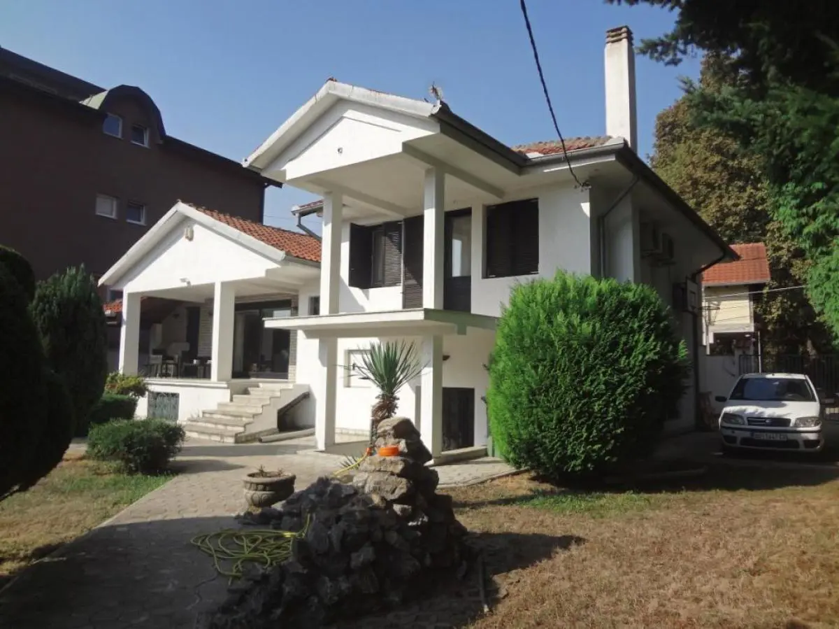 kuće Beograd Miljakovac 3 Miljakovačka šuma  uknjizeni 