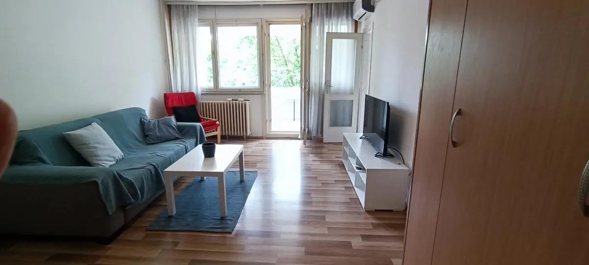 Beograd Voždovac Jednoiposoban stanovi 400 evra 
