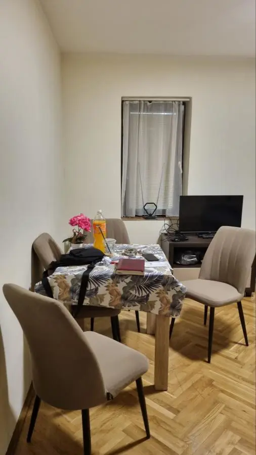 stanovi Beograd Darvinova pošta Darvinova Garsonjera 
