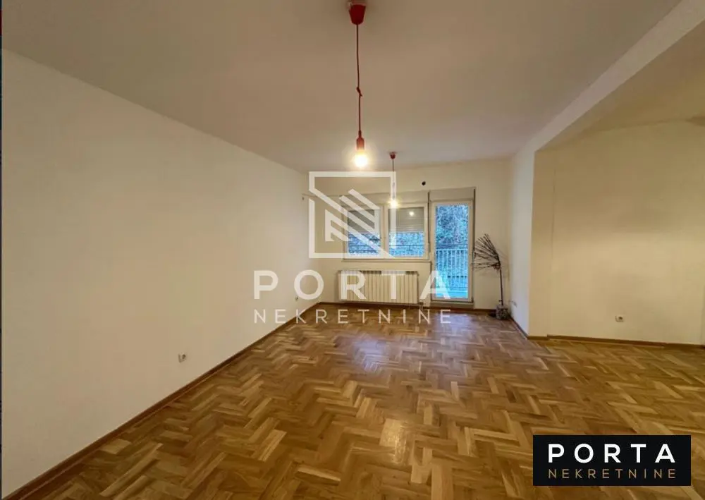 Dvosoban stanovi Čukarica Banovo brdo 190000 evra 