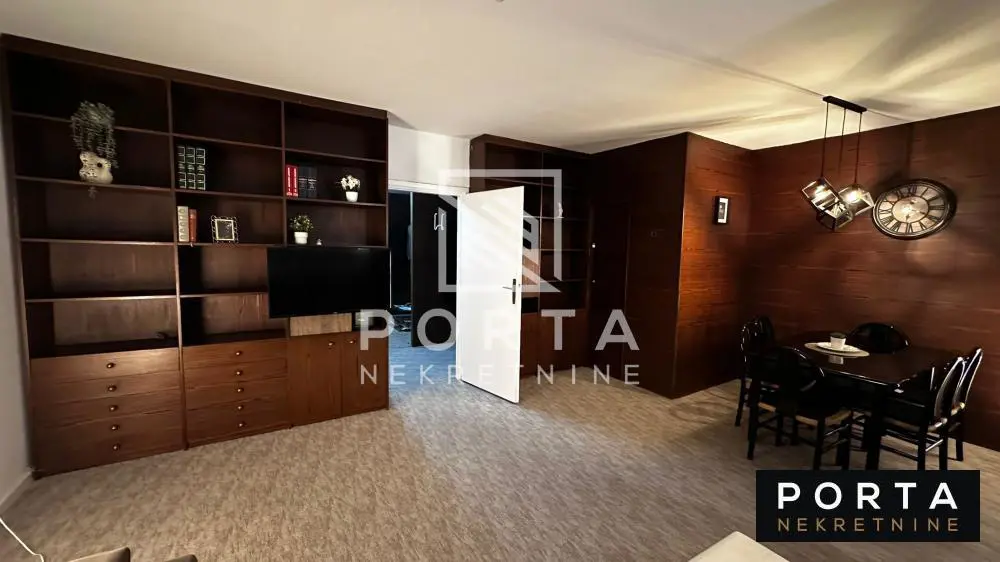 Beograd Novi Beograd Trosoban stanovi 850 evra 