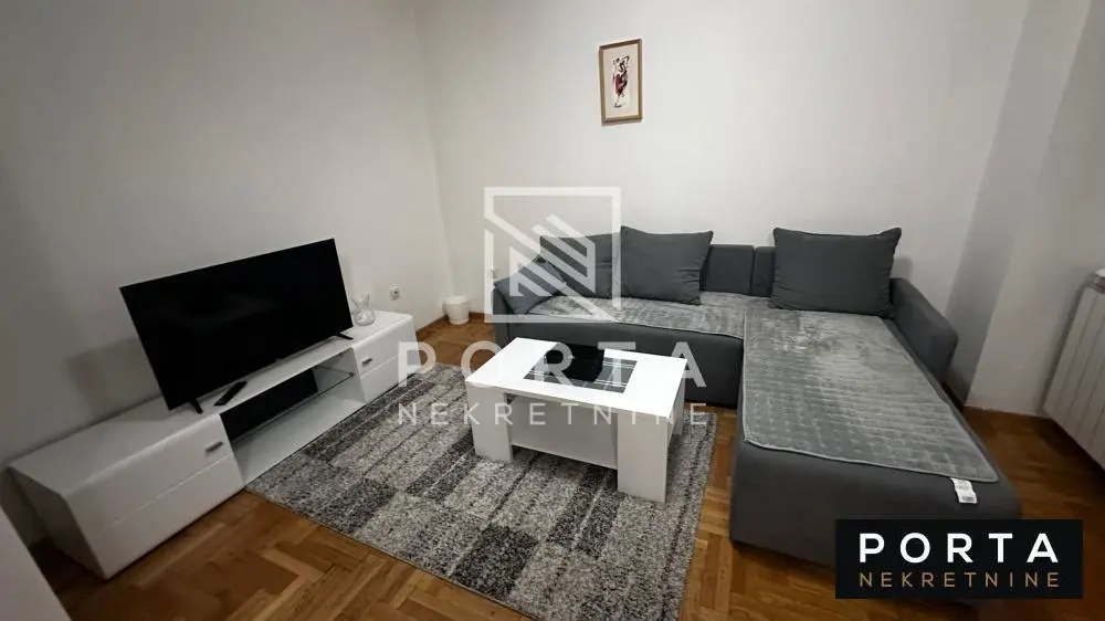 Dvosoban stanovi Voždovac Voždovac lokacija 570 evra 