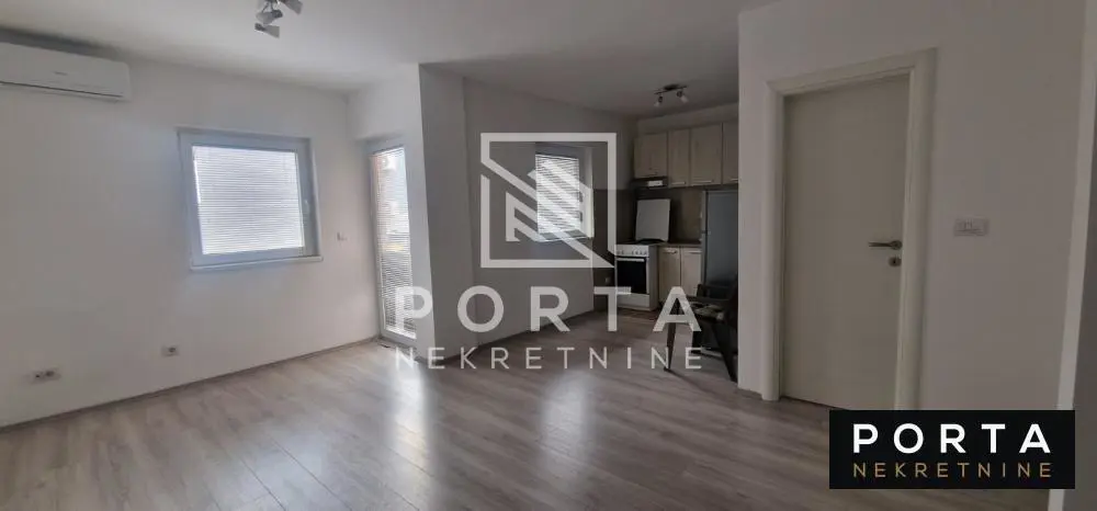 Beograd Rakovica Jednosoban stanovi 300 evra 