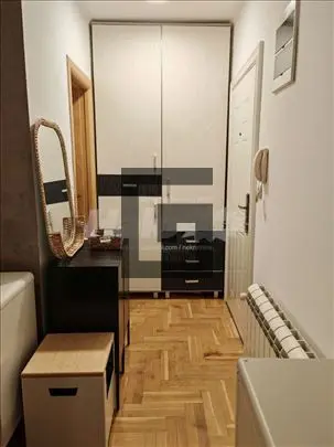Jednoiposoban stanovi Zvezdara Olimp 123000 evra 