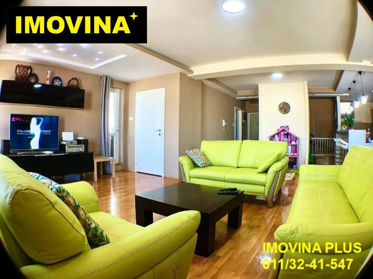  uknjizeni Četvorosoban stanovi Zvezdara Lion 365000 evra 