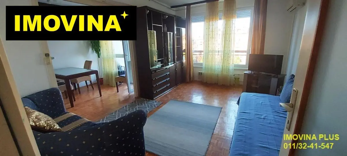Trosoban stanovi Stari Grad - 800 evra 