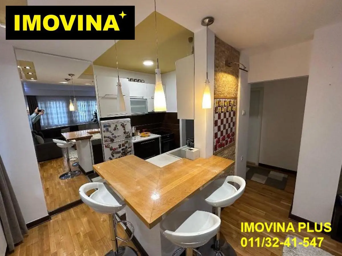 Beograd Novi Beograd Trosoban stanovi 800 evra 