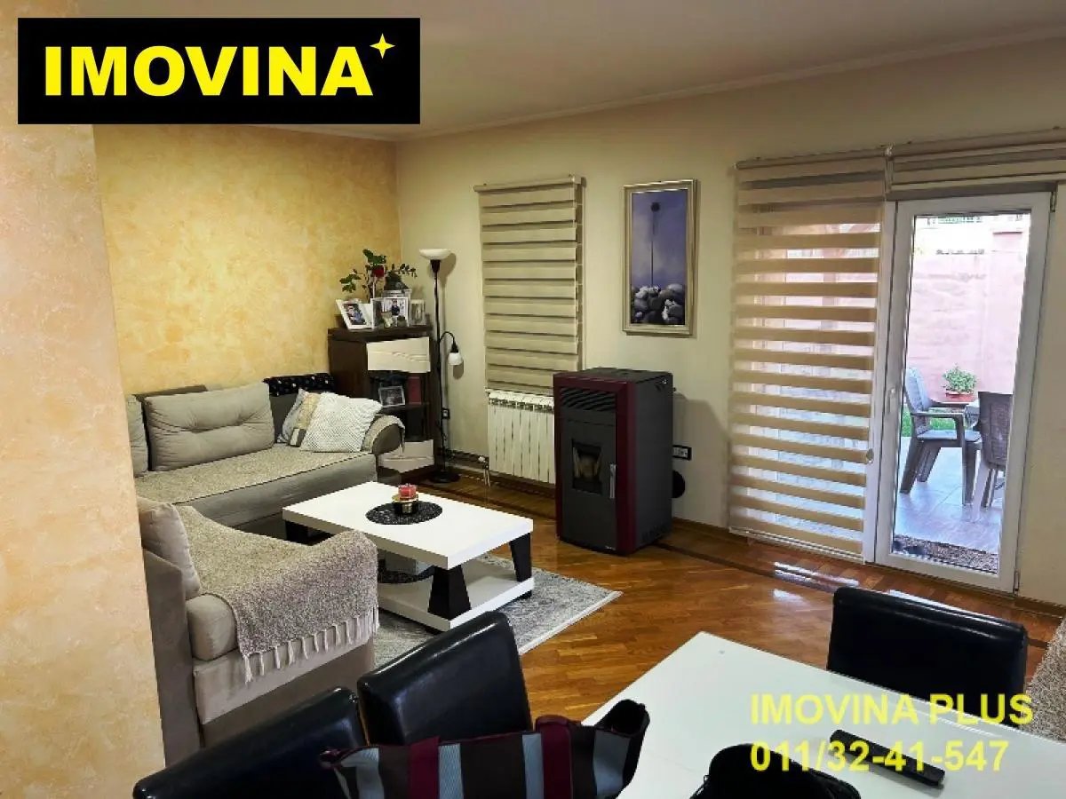kuće Beograd Surčin (mesto) Miroslava Popovića  uknjizeni 