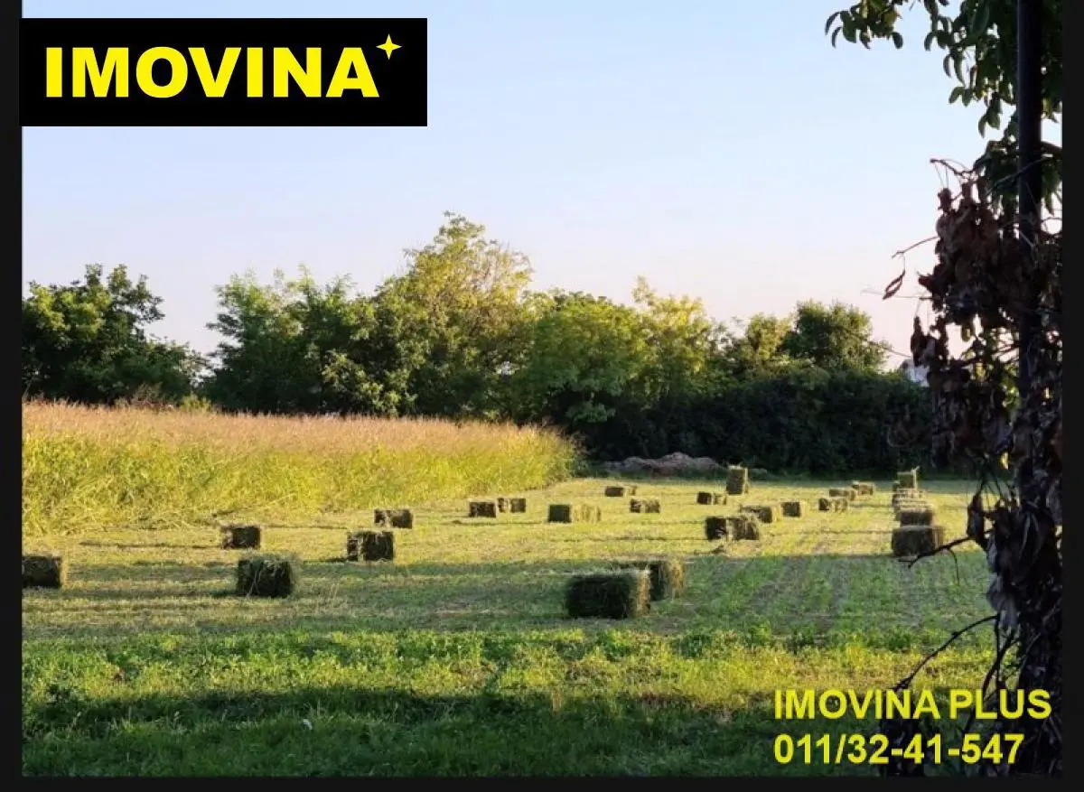  uknjizeni plac Okolina - 34500 evra 