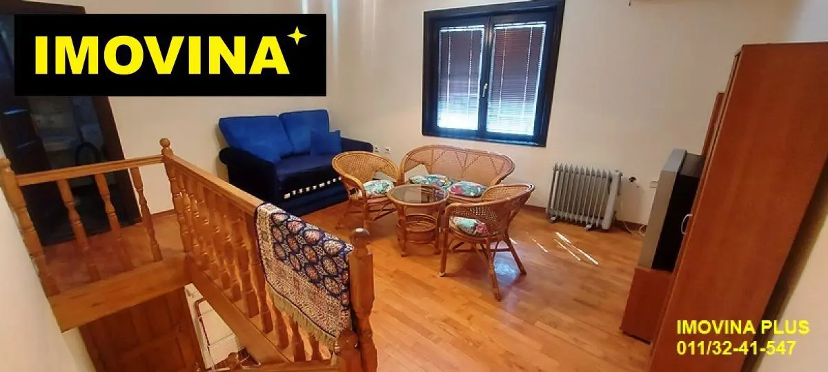 Trosoban stanovi Vračar Južni bulevar 600 evra 