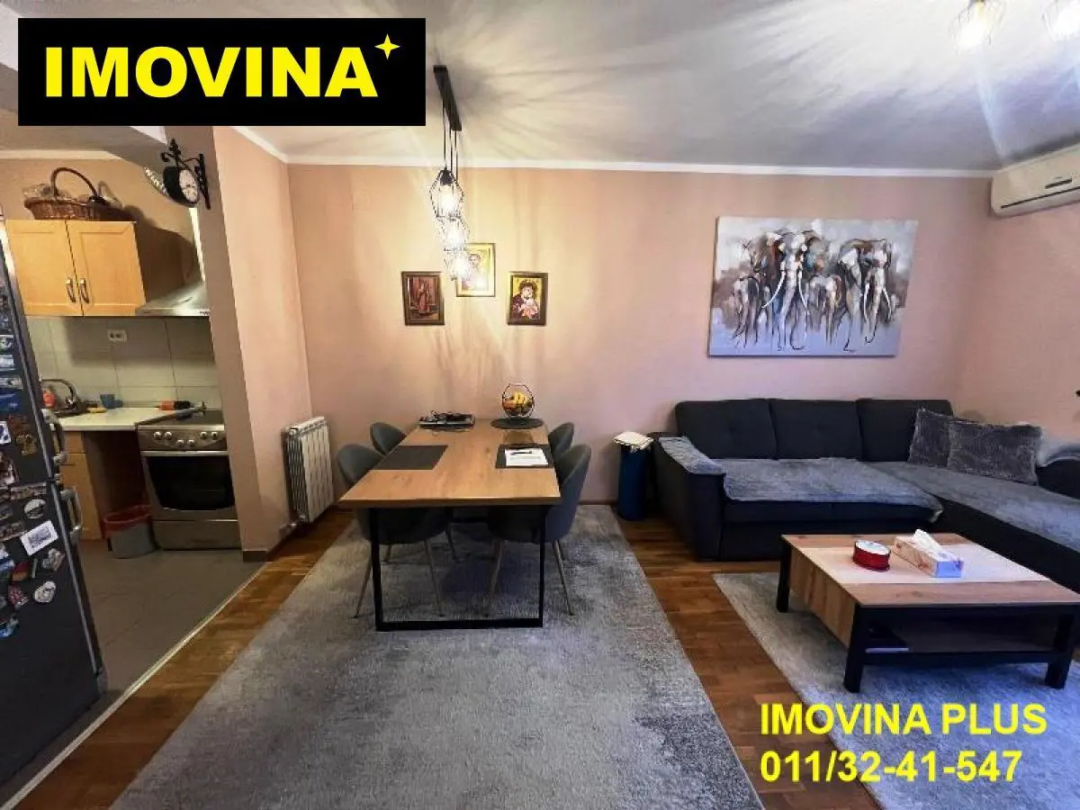 stanovi Beograd Rade Končara  uknjizeni Četvorosoban 