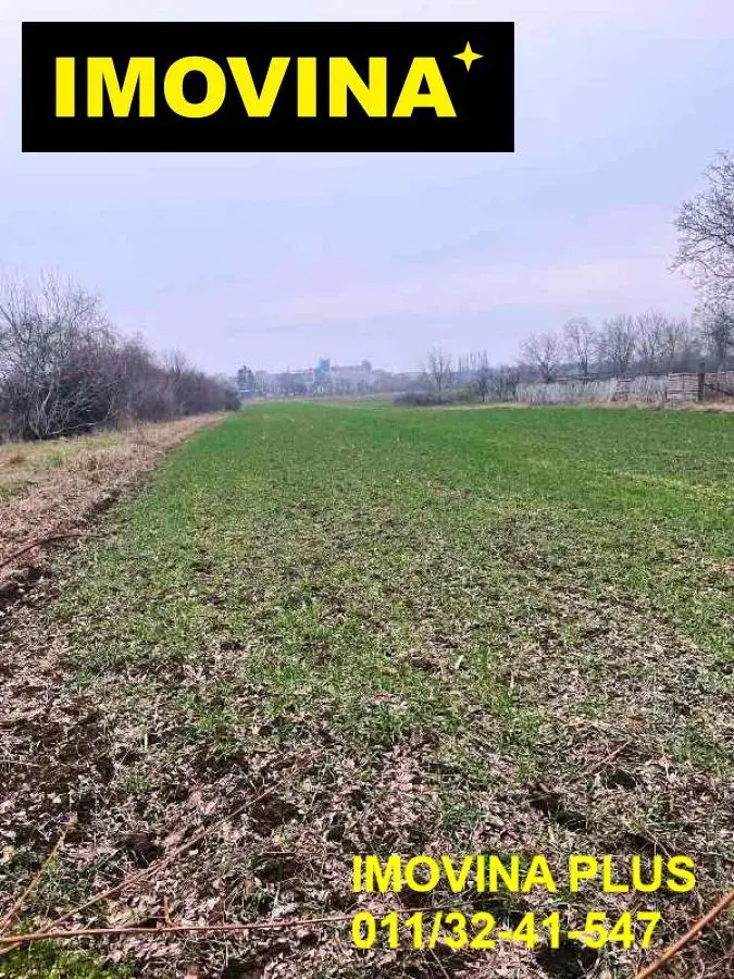 plac Obrenovac - 145000 evra 