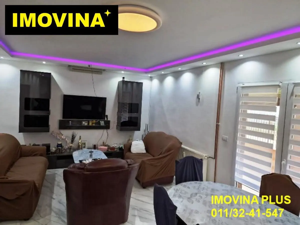 stanovi Beograd Sremčica  Beogradska  uknjizeni Petosoban 