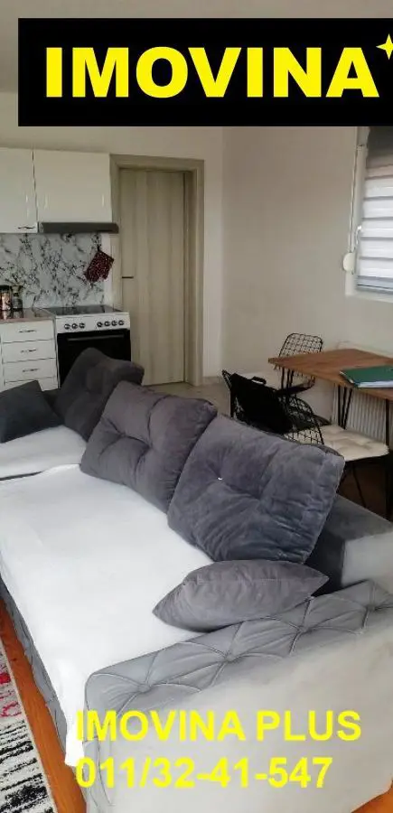  uknjizeni kuće Obrenovac - 135000 evra 