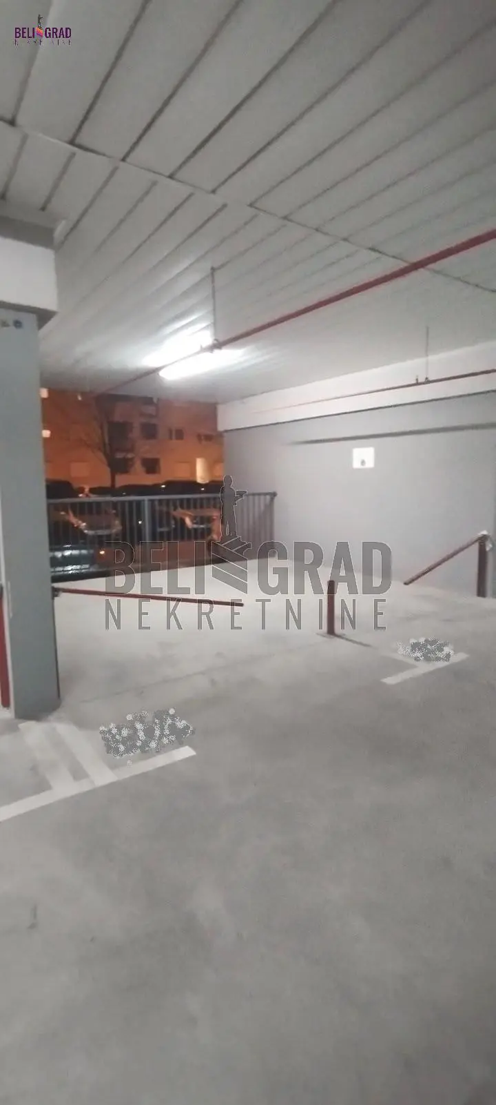 pomoćni objekti Novi Beograd Savski blokovi (44 45 70 70a) 22000 evra 