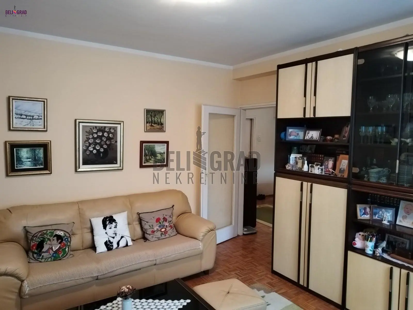 Beograd Palilula  uknjizeni Trosoban stanovi 105000 evra 