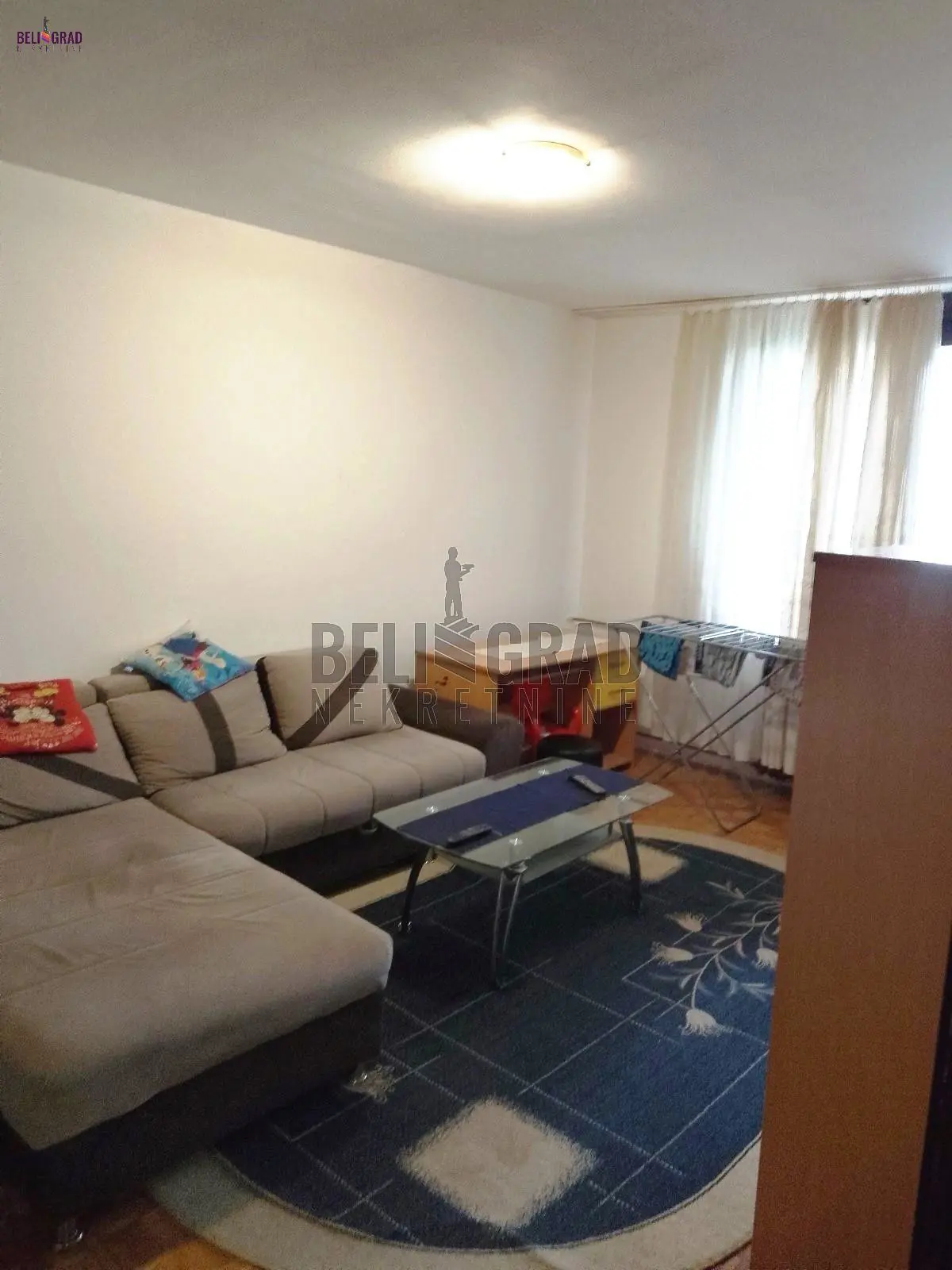 Dvosoban stanovi Zemun Batajnica 115000 evra 