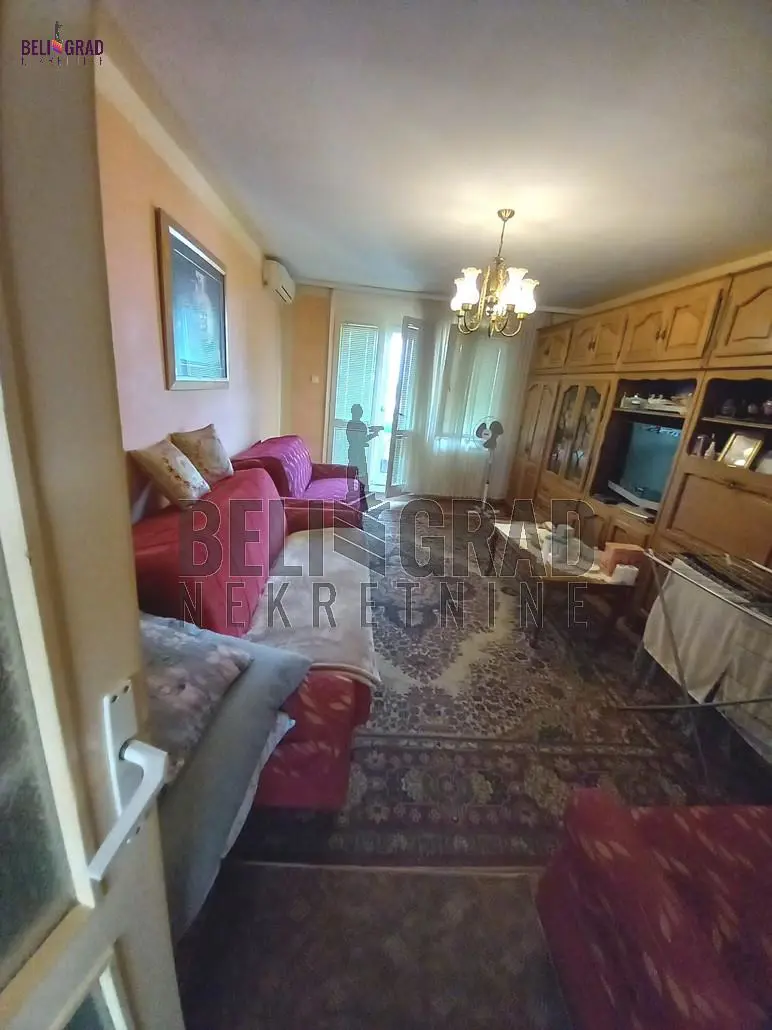 Beograd Zemun  uknjizeni Trosoban stanovi 156000 evra 