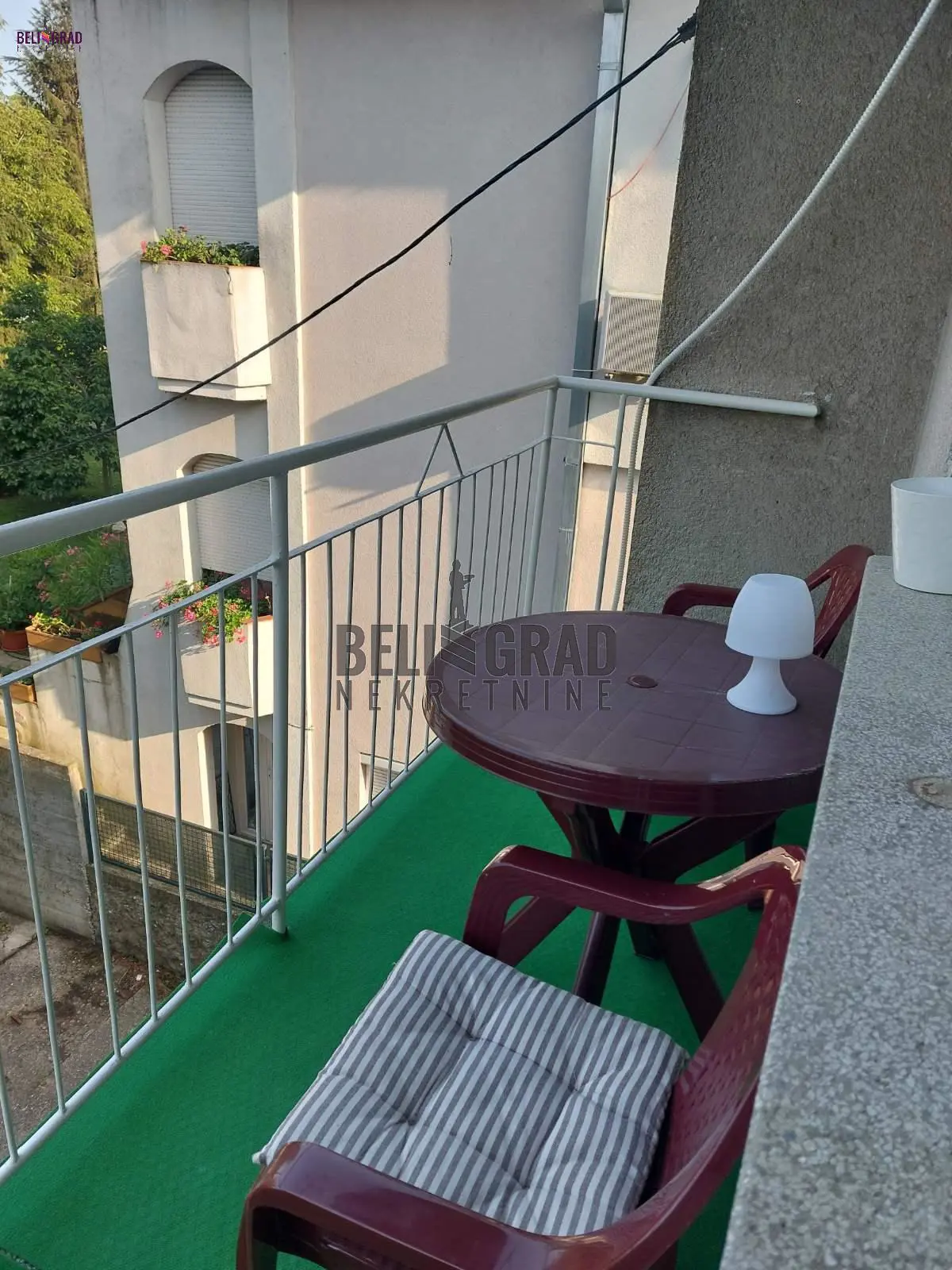  uknjizeni Trosoban stanovi Rakovica Košutnjak 265000 evra 
