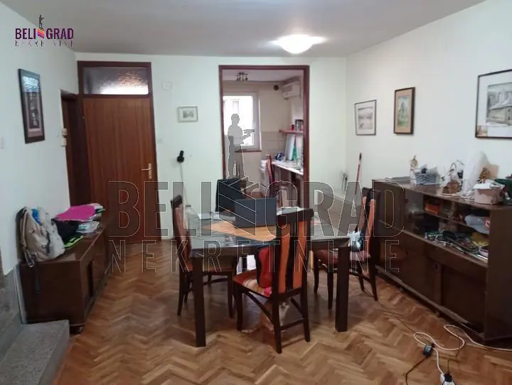 stanovi Beograd Stojana Matića  uknjizeni Petosoban 
