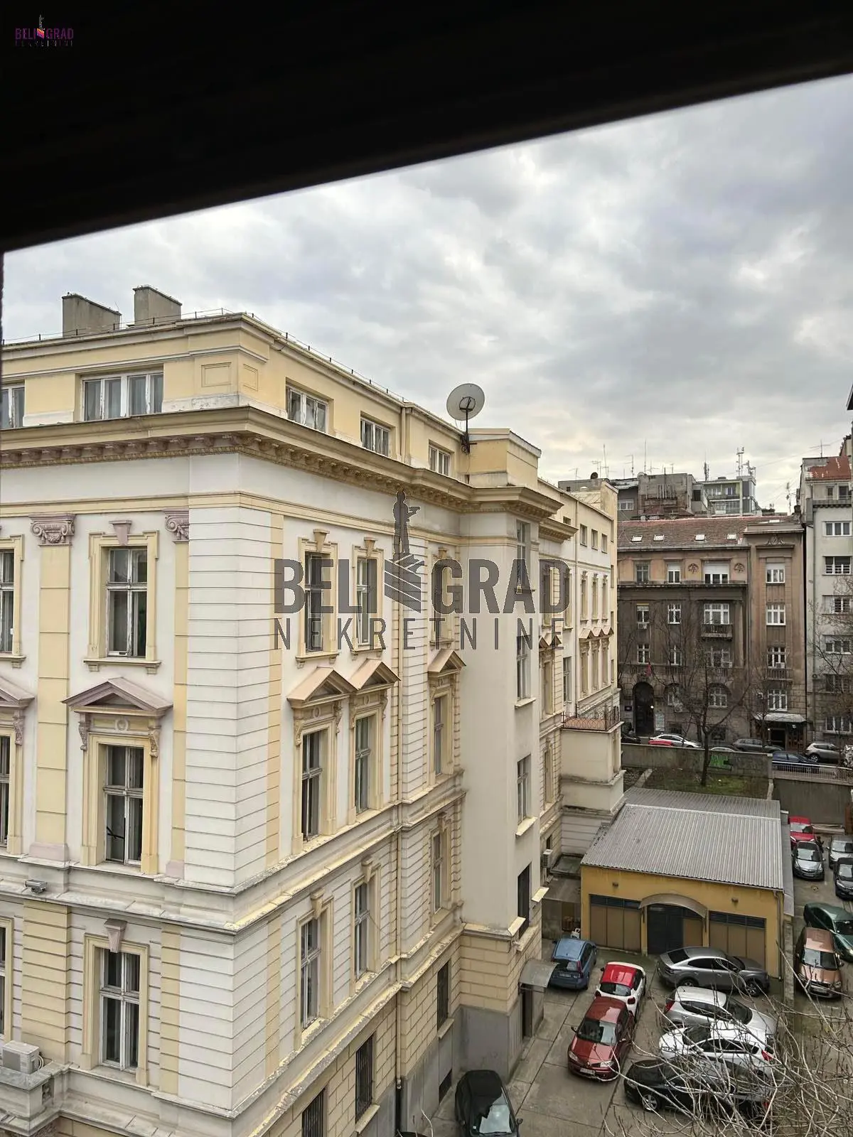 Beograd Stari Grad Trosoban stanovi 407000 evra 