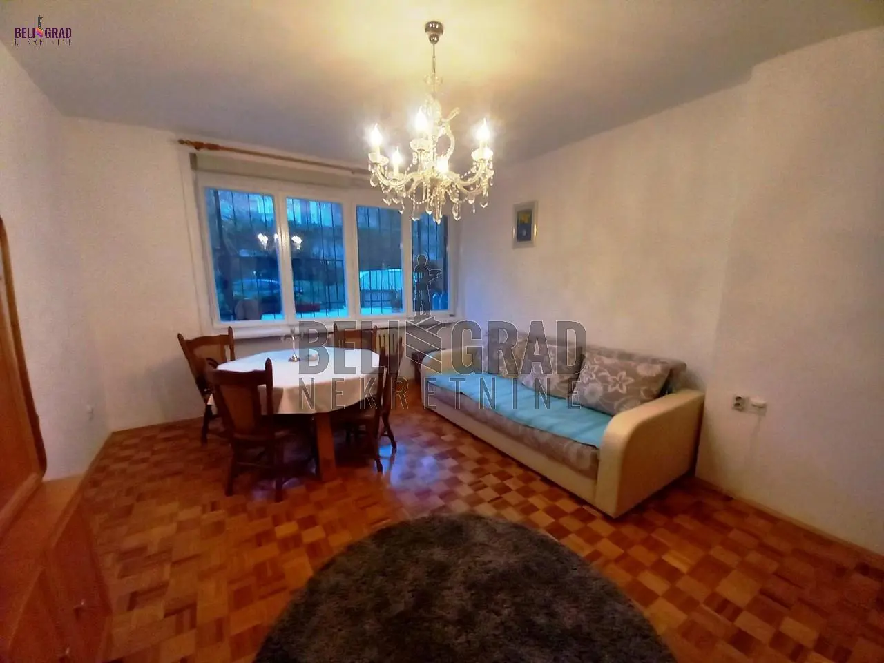 Dvosoban stanovi Stari Grad Skadarlija 650 evra 