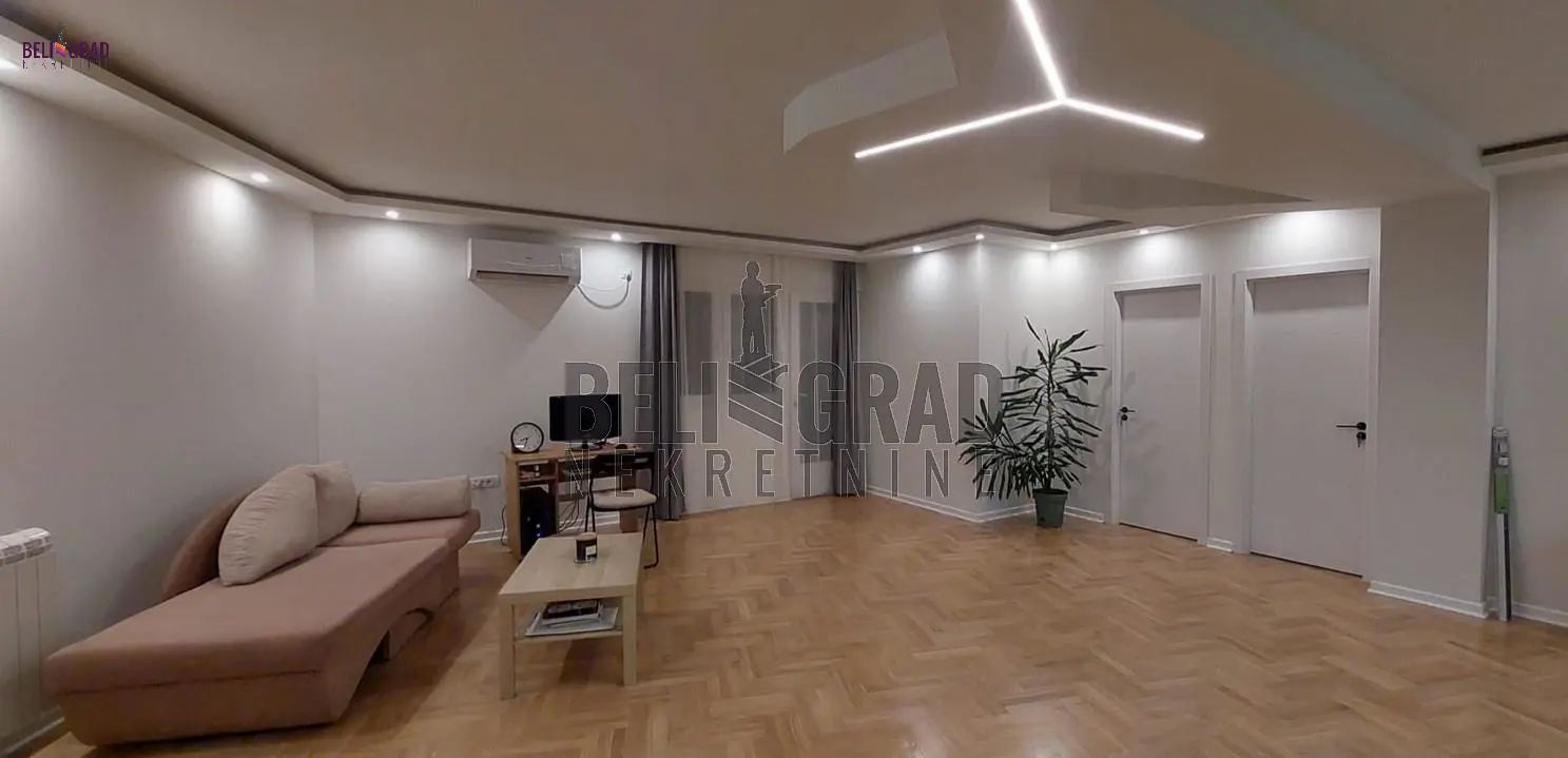  uknjizeni Četvorosoban stanovi Palilula Karaburma 275000 evra 