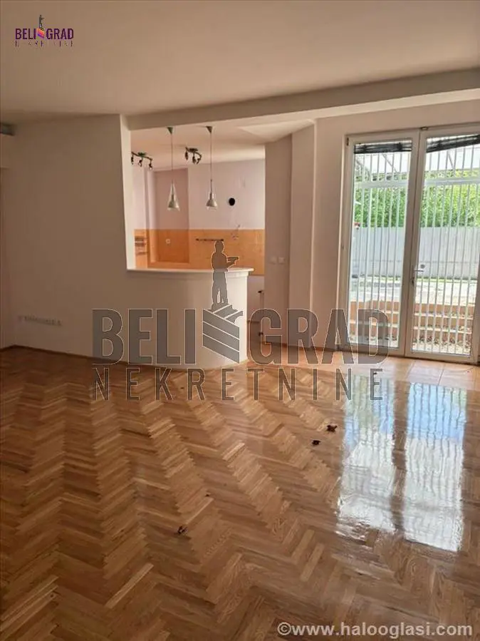 Beograd Zvezdara Petosoban stanovi 450000 evra 