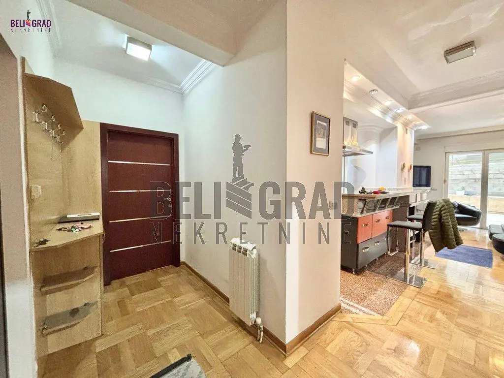  uknjizeni Četvorosoban stanovi Vračar Vračar lokacija 321550 evra 
