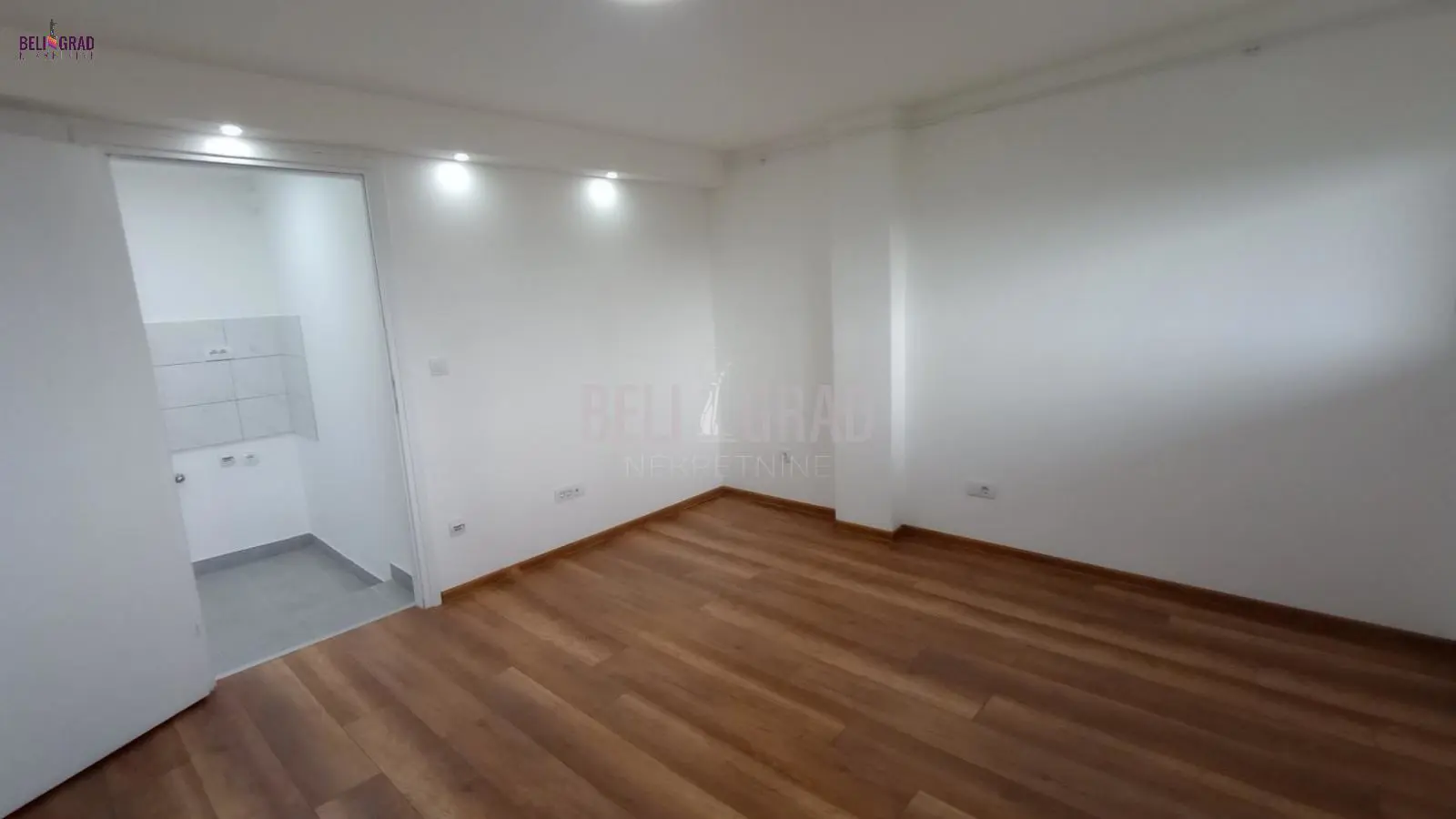  uknjizeni Jednosoban stanovi Novi Beograd Genex (blok 37 i 38) 87000 evra 