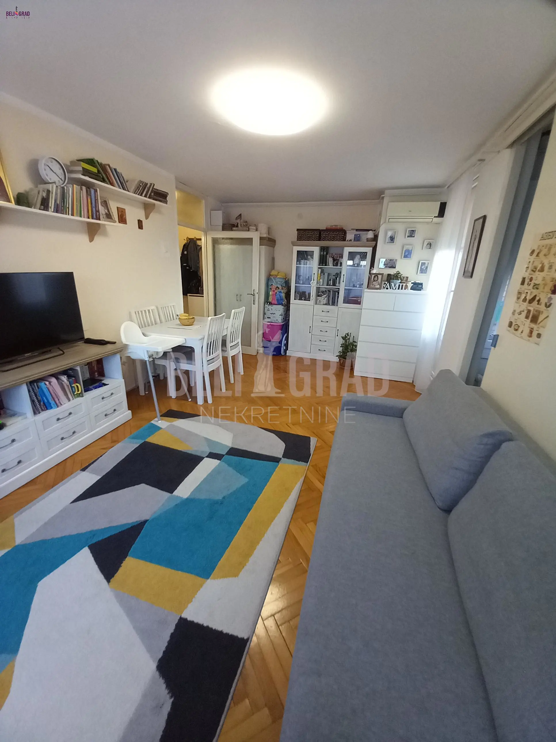  uknjizeni Dvosoban stanovi Zemun Nova Galenika 125000 evra 