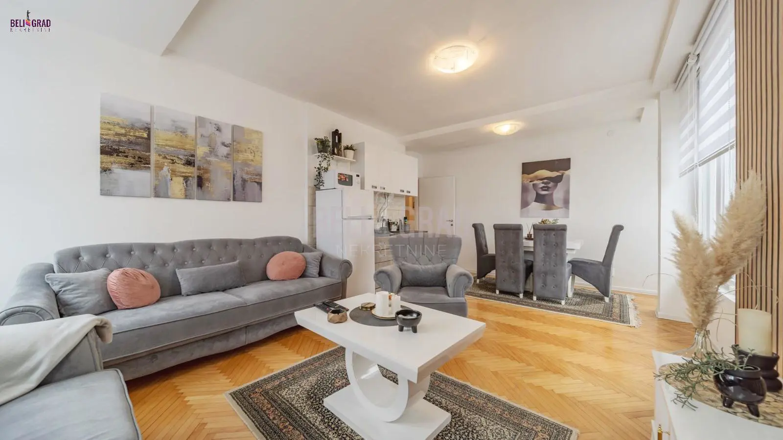 Trosoban stanovi Novi Beograd Fontana i Hala sportova 209000 evra 