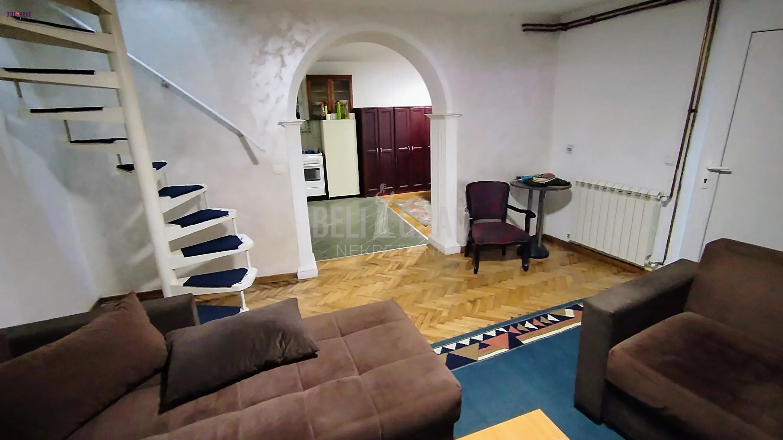  uknjizeni Trosoban stanovi Stari Grad Dorćol gornji 600 evra 