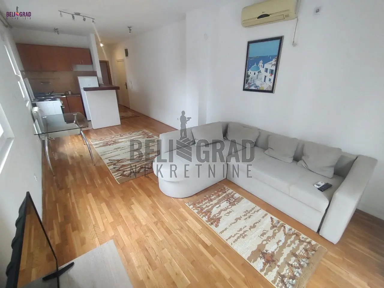 Dvosoban stanovi Zvezdara Gradska bolnica 600 evra 