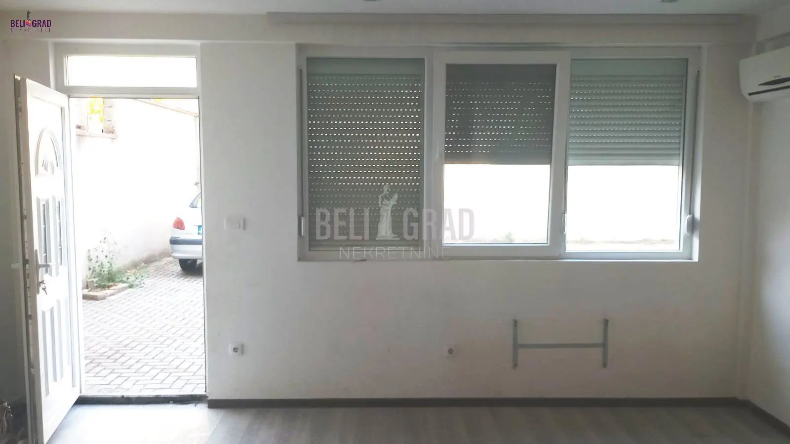  uknjizeni Jednosoban stanovi Zemun Batajnica 50000 evra 