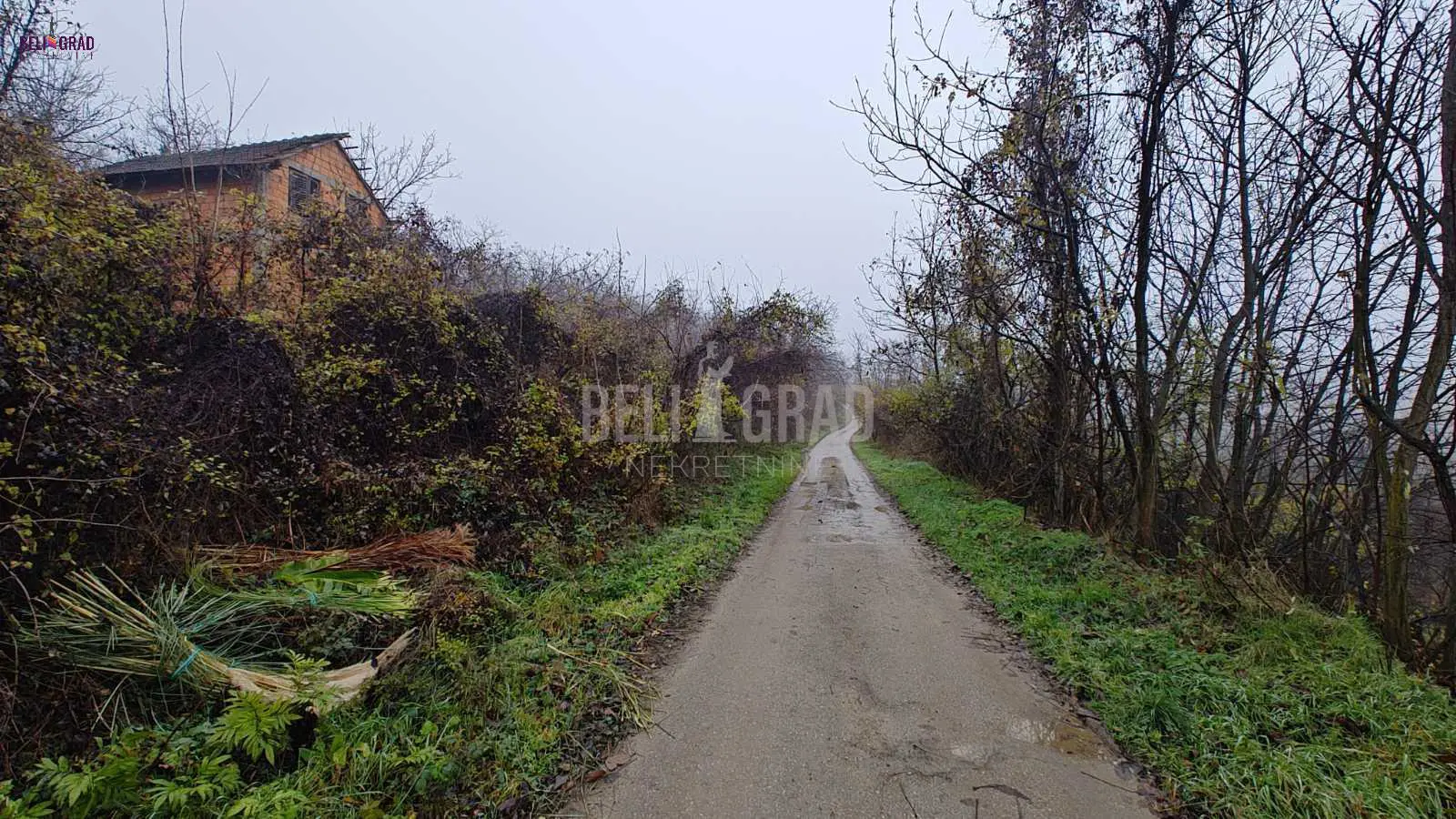 plac Grocka Grocka 54000 evra 