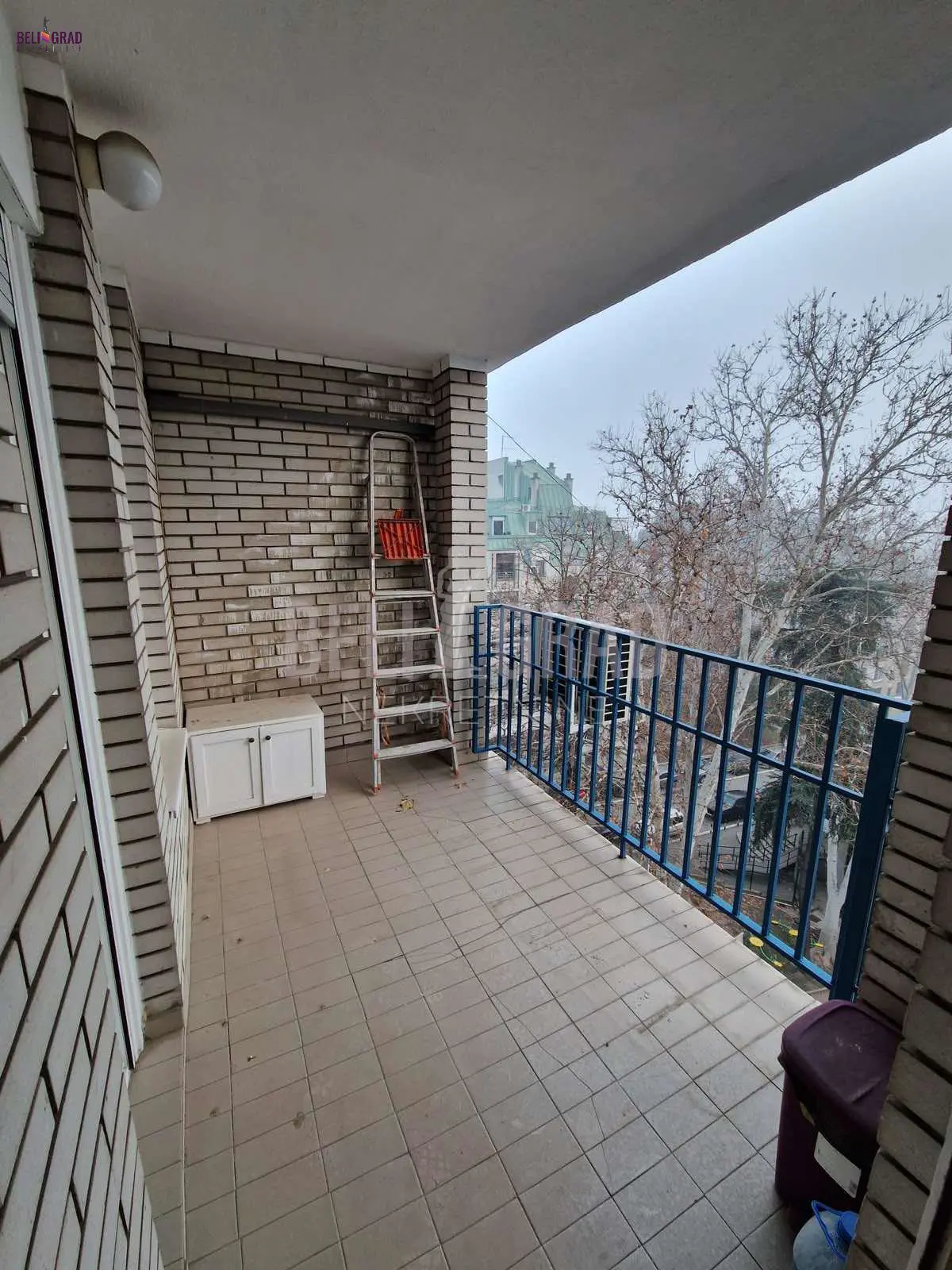 Beograd   uknjizeni Trosoban stanovi 308000 evra 