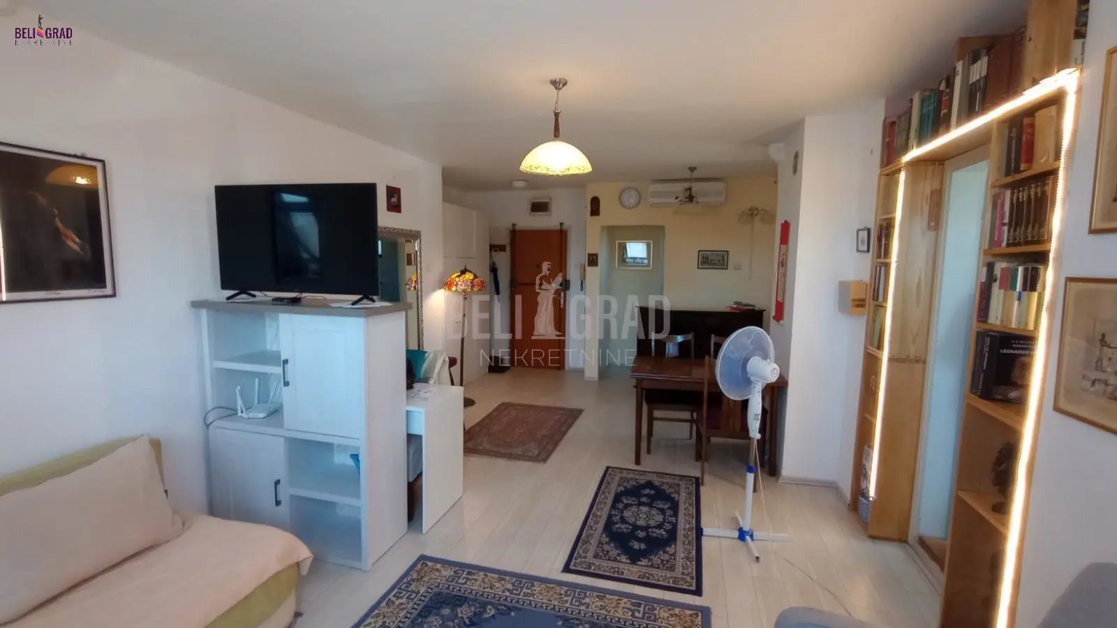 Beograd Stari Grad Dvosoban stanovi 550 evra 