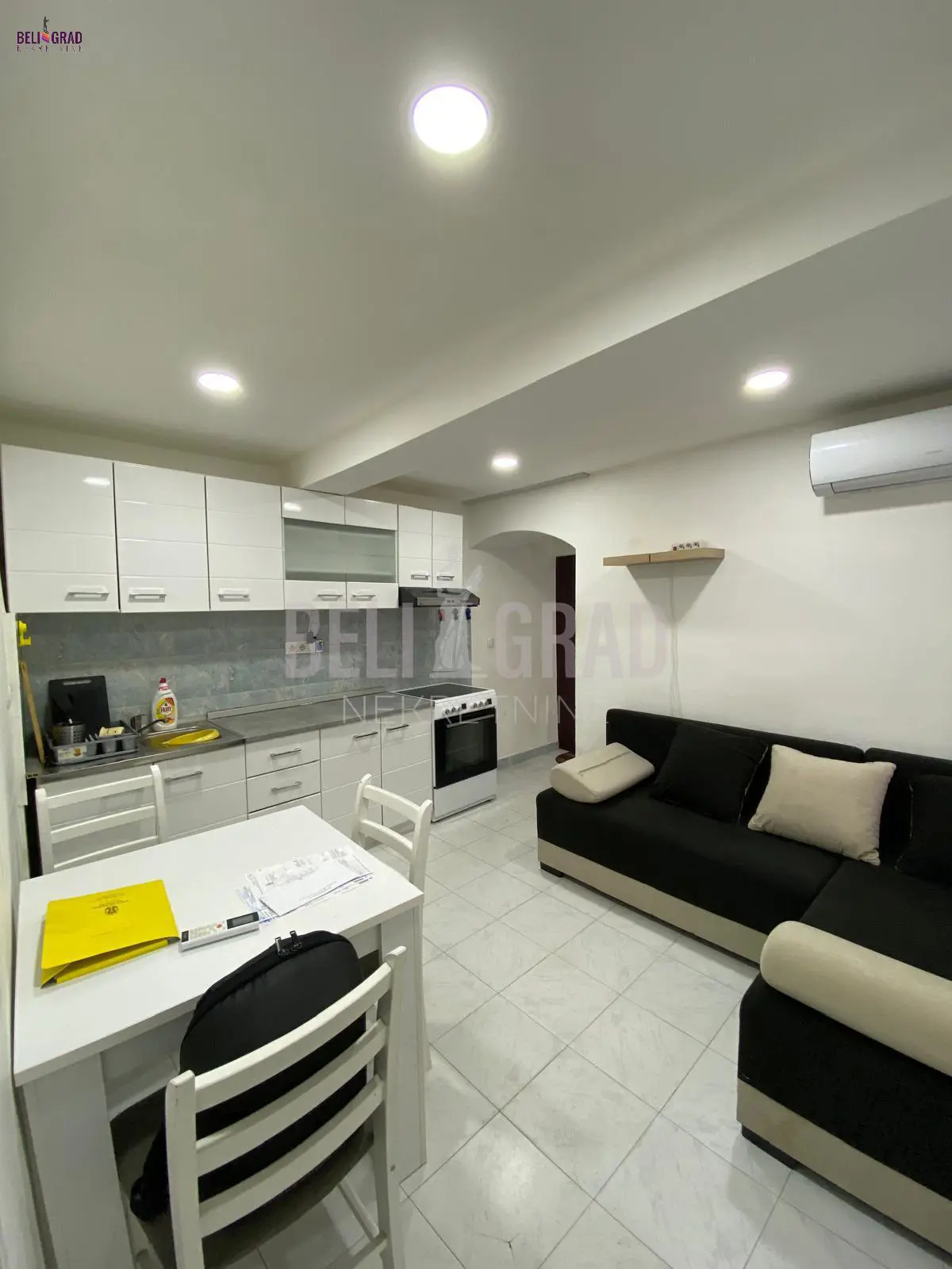 Jednosoban stanovi Stari Grad Dorćol gornji 110000 evra 