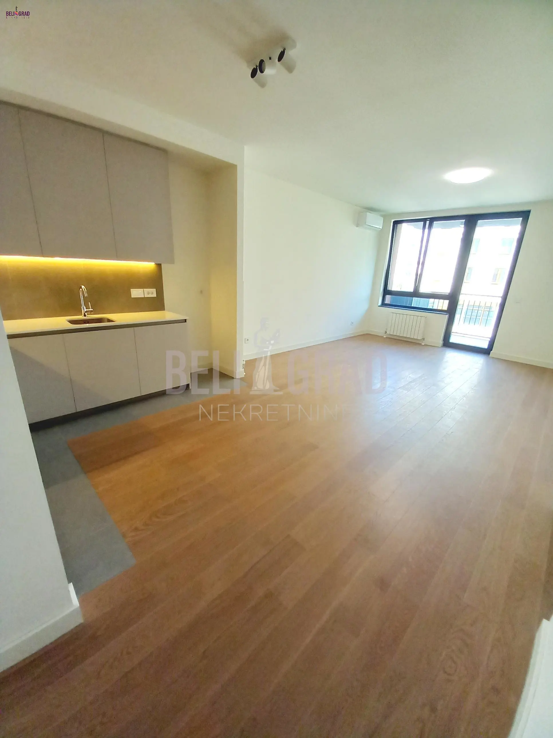  novogradnja Dvosoban stanovi Savski venac Beograd na vodi 249000 evra 