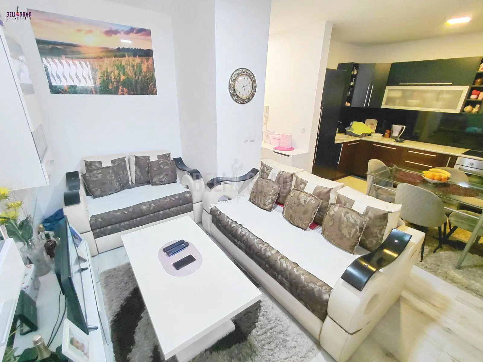 Dvosoban stanovi Zemun Zemun Gornji grad 99000 evra 